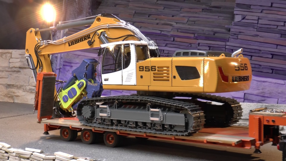 rc excavator liebherr 956